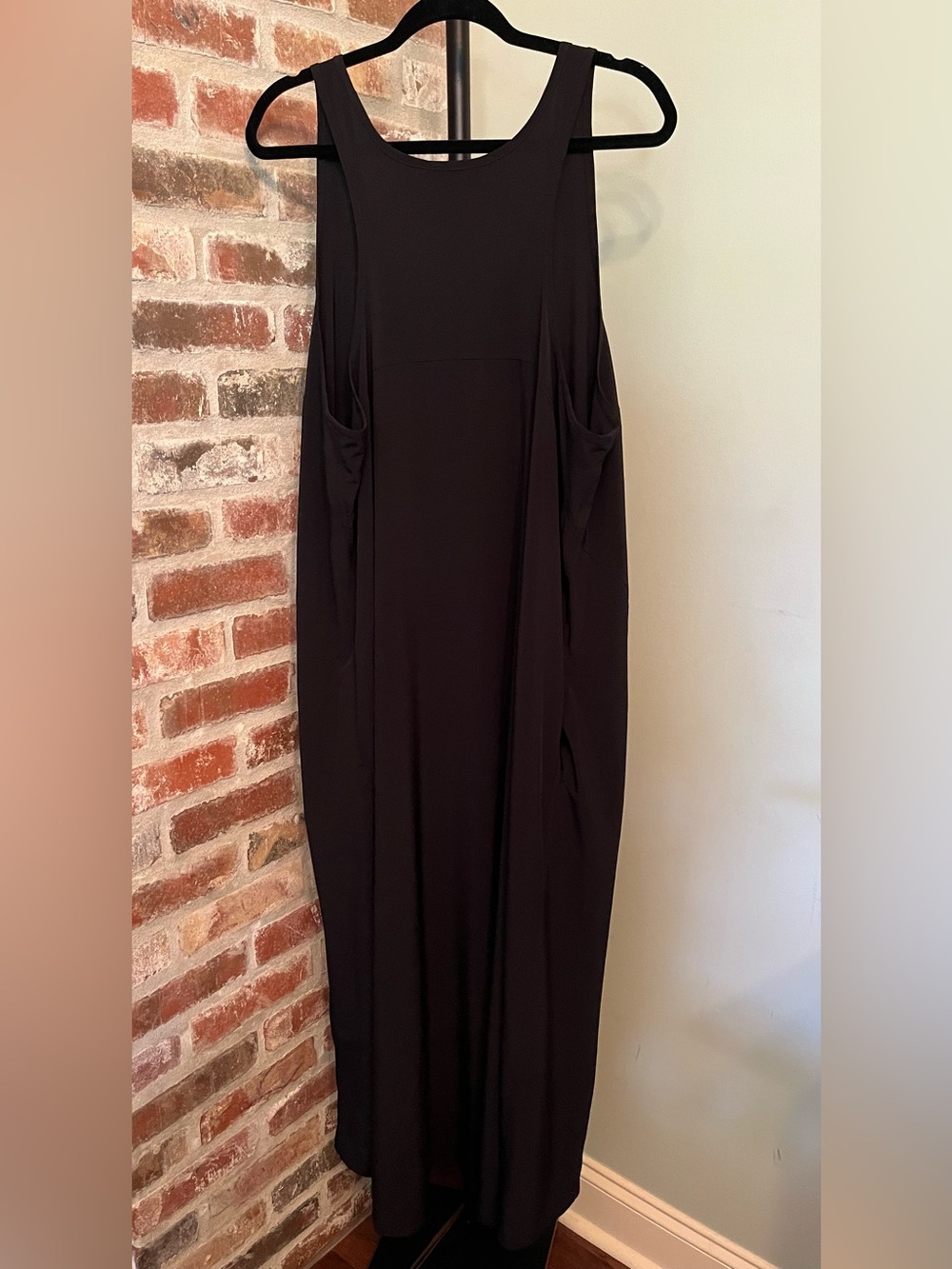 Athleta Presidio Traveler Maxi Dress in black | size 1X - Picture 5 of 7